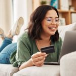 Como pedir o Cartão Fácil do Itaú pelo celular Qual o limite inicial do Cartão Fácil Itaú Cartão Fácil Itaú tem anuidade? Benefícios do Cartão Fácil do Itaú Cartão Fácil Itaú aprova com score baixo? Cartão Fácil Itaú é bom? Avaliações e opiniões Itaú libera cartão de crédito sem comprovar renda? Passo a passo para solicitar o Cartão Fácil Itaú Cartão Fácil Itaú consulta SPC e Serasa?
