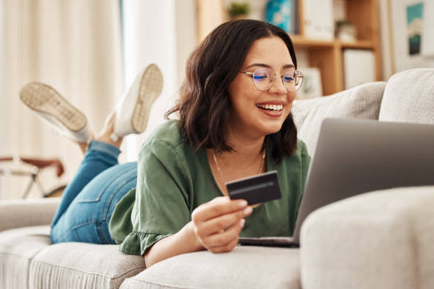 Como pedir o Cartão Fácil do Itaú pelo celular Qual o limite inicial do Cartão Fácil Itaú Cartão Fácil Itaú tem anuidade? Benefícios do Cartão Fácil do Itaú Cartão Fácil Itaú aprova com score baixo? Cartão Fácil Itaú é bom? Avaliações e opiniões Itaú libera cartão de crédito sem comprovar renda? Passo a passo para solicitar o Cartão Fácil Itaú Cartão Fácil Itaú consulta SPC e Serasa?